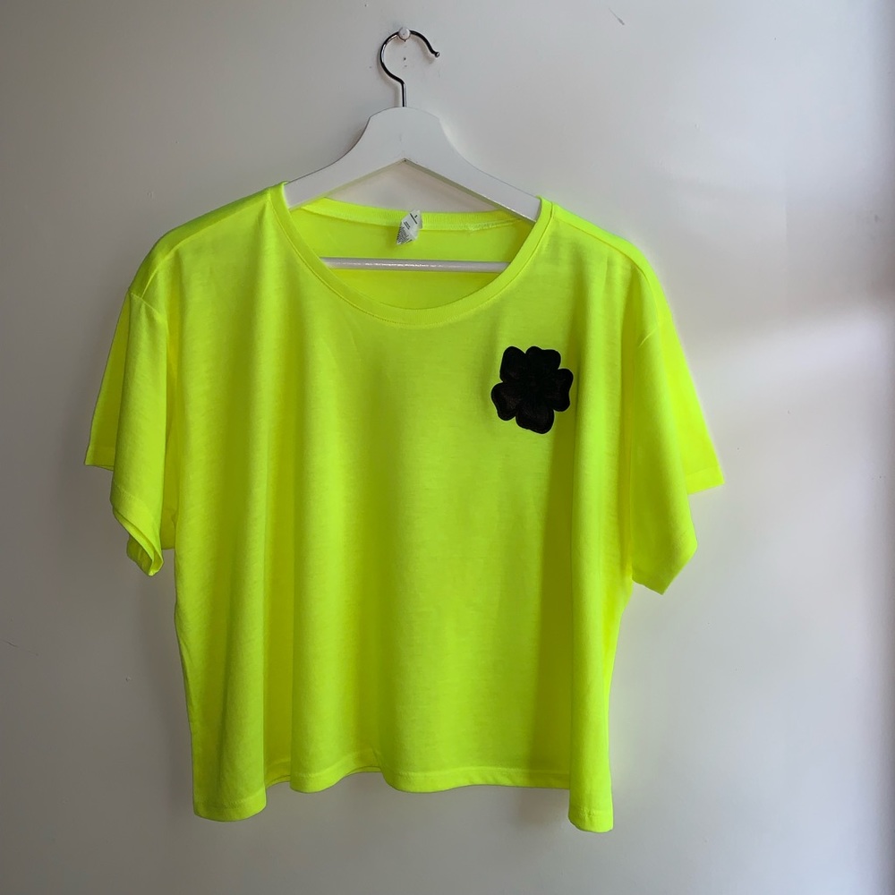 3/$10 NEW Slouchy Black Rose Fluorescent Crop Top